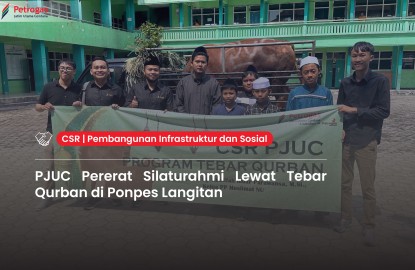 PJUC Strengthens Community Bonds Through Qurban Distribution at Langitan Islamic Boarding School